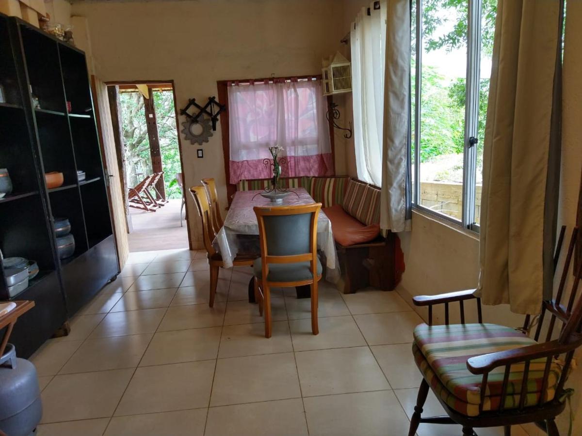 Casas E Apartamentos Da Praia, Lapinha Na Beira Do Lago サンタナ・ド・リアーショ エクステリア 写真